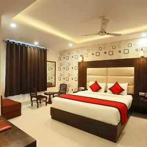 **** Hotel Oaks Plaza At Delhi Airport Indie